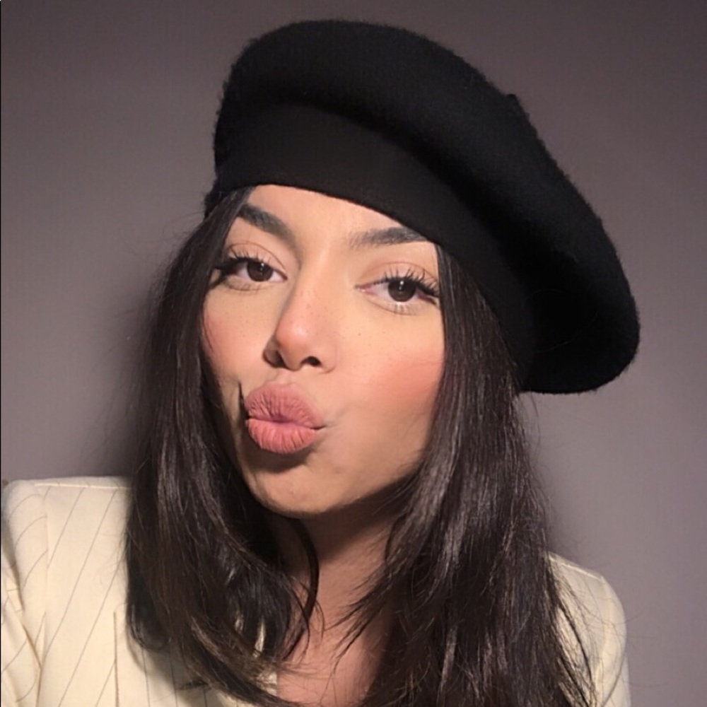 Brandy Melville Black Beret